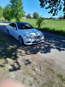 Mercedes e 350 coupe amg - 1