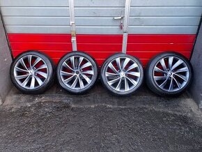 Original ALU kola Škoda 18" 8J ET44 + letní pneu 235/45/R18