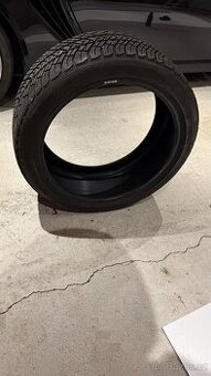 Michelin 235/40 r19 zimní  2ks