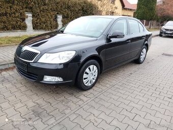 Škola Octavia 1.2 TSI 2011  1. Majitel aut.klima Hatchback