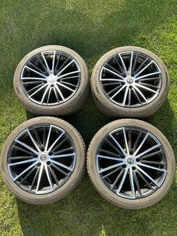 ALU KOLA NA BMW zn. SPEEDS MOTORSPORT R19 5X120 ET35 + PNEU