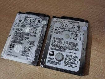 HDD Sata 320GB : Kus : 200kč nebo za oba 300kč.