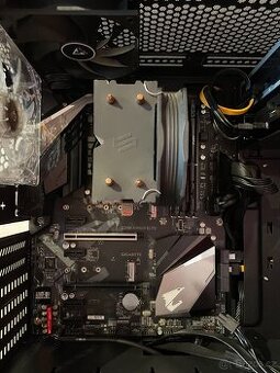 Základní deska Gigabyte Z390 AORUS ELITE, CPU Intel i5 8600K