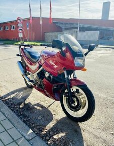 Kawasaki GPZ 500 S