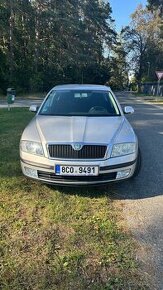 ŠKODA OCTAVIA II 1.6 FSI 85kw - 1