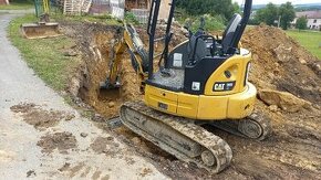 Prodám minibagr CAT 303E 3,3t powertilt