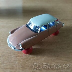 Citroen ID 19 sur ballons, 1959, 1:43, UH - 1