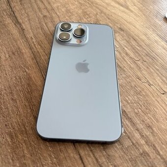 iPhone 13 Pro 256GB, pěkný stav, 12 měsíců záruka