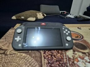 Nintendo Switch lite šedý