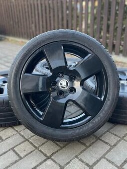 ORIGINÁL Alu Škoda SUPERB R17, 5x112 - TOP STAV