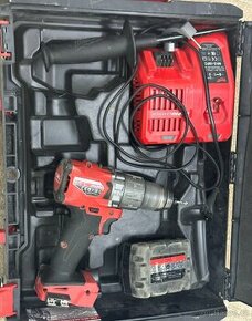 MILWAUKEE M18 FPD2 - profi příklepová vrtačka - 1