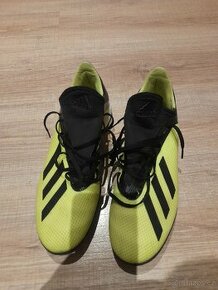 Turfy Adidas Predator