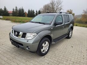 Nissan Pathfinder 2.5 dCI 7míst 1.Majitel  - 1