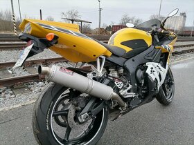 Yamaha R6