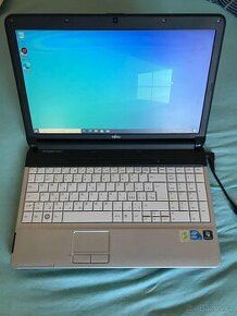 notebook Fujitsu intel core i5