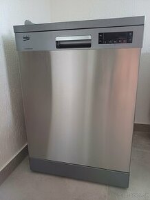 Myčka BEKO DFN26422X - 1