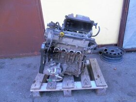 Motor Toyota Yaris 1,3i 2SZ-FE 64 kw