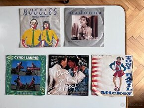 7" Singl – vinyly Madona, David Bowie, Buggles... - 1