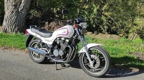 Honda CBX 650 E v pěkném stavu po prvním majiteli - 1