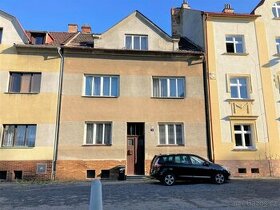 Prodej dvougeneračního rodinného domu v České Lípě.