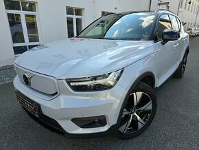 VOLVO XC40 300kW 4x4 TWIN RECHARGE PRO ČR 2022 LED+NAVI DPH