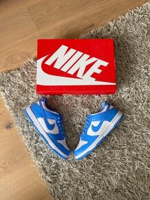 Nike Dunk Low UNC