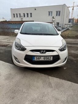 Volný ihned Bolt ECONOMY - Hyundai IX20 1.4i LPG