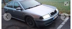 Škoda Octavia 1.9 tdi 66kw rok 2003. Klima