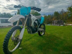 Prodám Yamahu YZ250f rok 2007