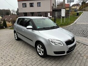 SKODA FABIE 1.4i 16V /63KW / VYHREV SEDAKU/