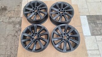 Alu kola Škoda 17" 5x100 6,5J ET40 Scala Rapid - 1