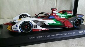 Audi 1/18 Minichamps - 1