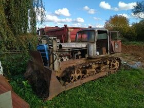 Buldozer DT 75,motor Zetor Crystal 8401,prodám,vymenim