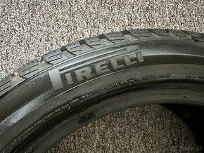 PIRELLI WINTER SOTTOZERO 3 MOE; R19