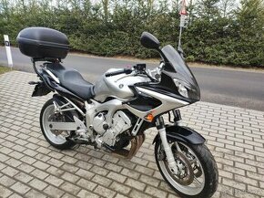 Yamaha FZ6 Fazer stříkačka,super stav,kufr,Video,mohu dovézt - 1