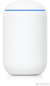 WiFi Router UBIQUITI UniFi Dream Machine