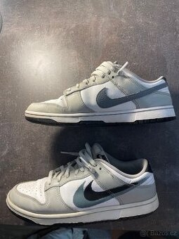 Nike dunk Stencil Swoosh