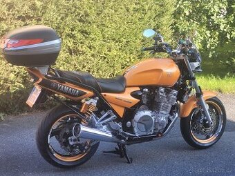 Yamaha XJR 1300 RP02 - Atraktivní design