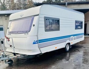 KARAVAN HOBBY DE LUXE