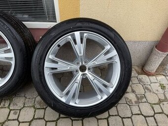 Audi Q8 5x112 r21 pneu 285/45 r21