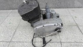 Motor čz 175