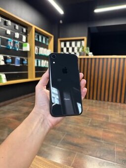 APPLE IPHONE XR 128GB - ČERNÝ,ZÁRUKA