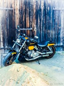 Chopper/Cruiser Honda Magna VF 750