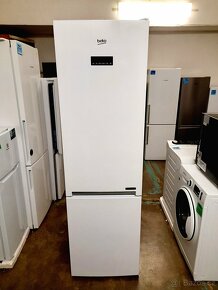 Lednice Beko A+++/c výška 203 cm, ZÁRUKA