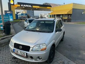 Suzuki Ignis 1,3 benzin, rok 2002. Klima. STK do 10/2025