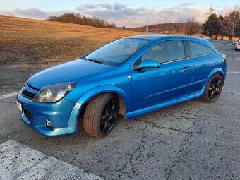 Opel Astra H OPC