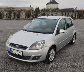 Ford Fiesta 1.3 51kw r.v. 11/2007 původ ČR