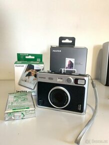 Fujifilm INSTAX mini Evo - černý (Type C) - 1