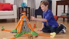 Hot Wheels Track builder vulkánová dráha - PC 1300Kč