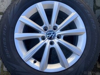 Alu kola VW TIGUAN typ MERANO zimní PIRELLI 215/R17 DOT2023